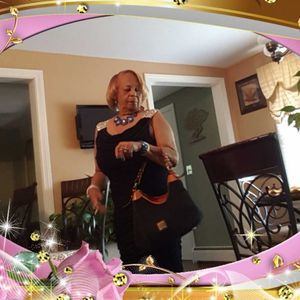 Meet your Posher, Lydia